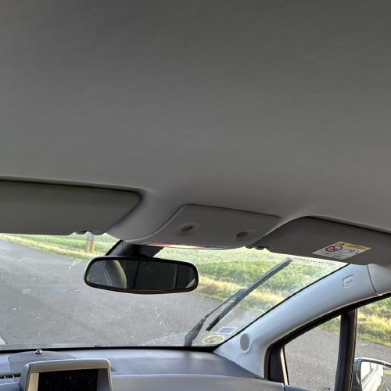 Feu arriere principal gauche (feux) OPEL MERIVA B Photo n°15