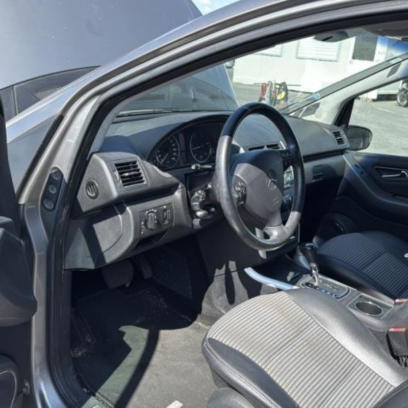 Serrure avant droit MERCEDES CLASSE A 169 Photo n°16