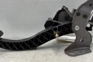 Pedale d'embrayage RENAULT SCENIC 2 Photo n°1
