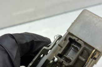 Serrure arriere gauche RENAULT CLIO 2