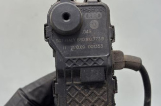 Actionneur verrou trappe d'essence VOLKSWAGEN POLO 5 Photo n°1