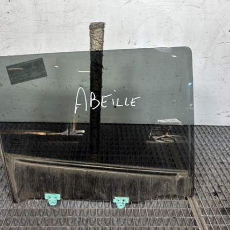 Vitre arriere droit NISSAN JUKE 1 Photo n°1