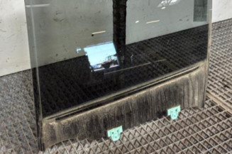 Vitre arriere gauche NISSAN JUKE 1