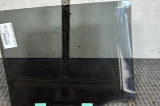 Vitre arriere gauche NISSAN JUKE 1