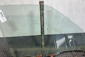 Vitre avant gauche NISSAN JUKE 1