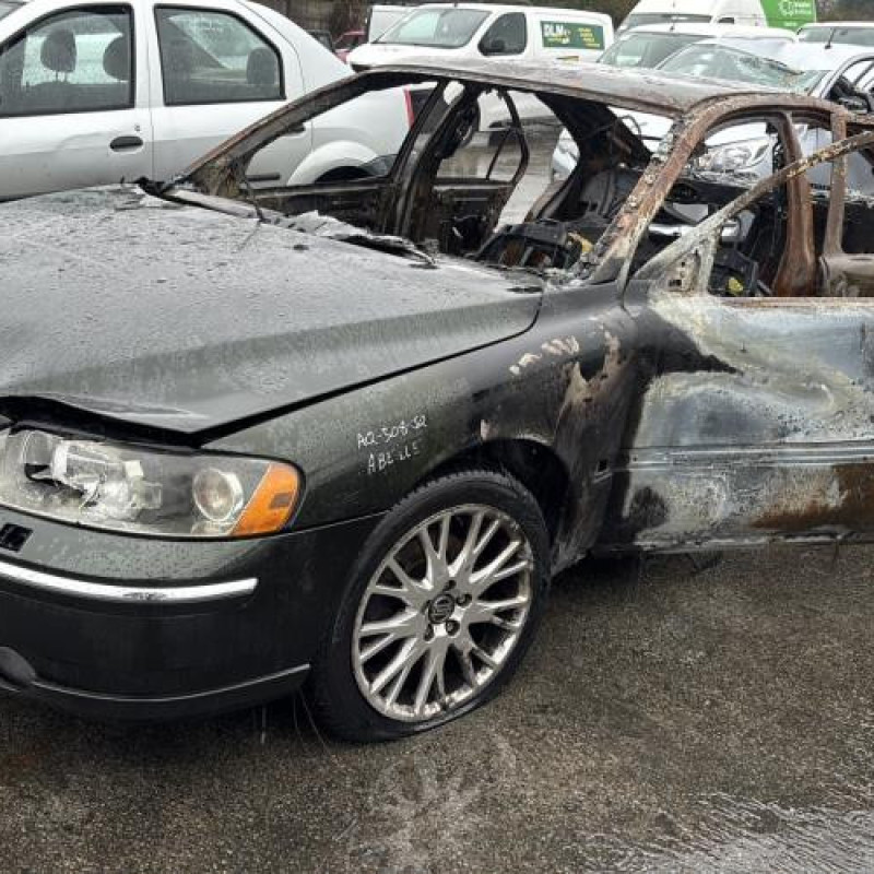 Anti brouillard gauche (feux) VOLVO S 60 1 Photo n°4