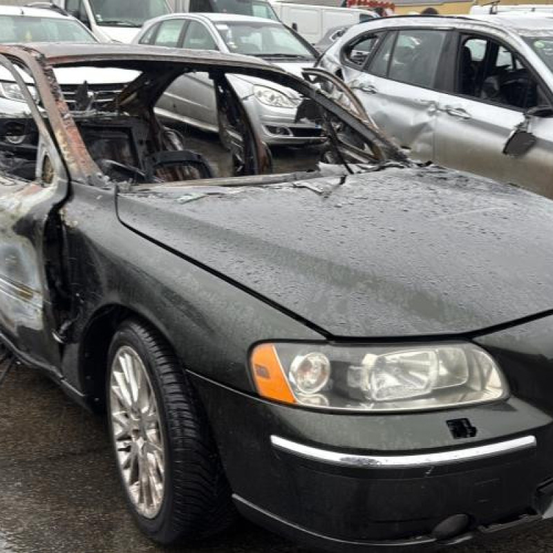 Anti brouillard gauche (feux) VOLVO S 60 1 Photo n°5