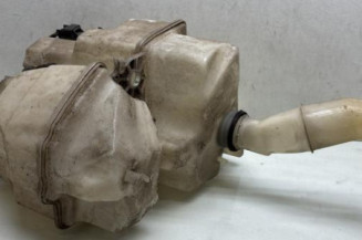 Vase de lave glace VOLVO S 60 1