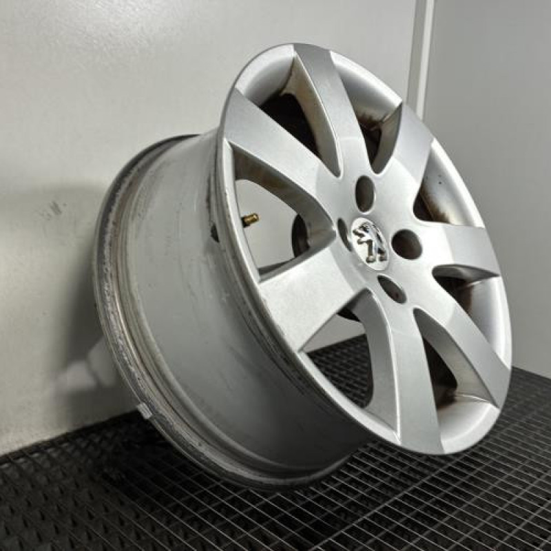 Jante PEUGEOT 308 1 SW Photo n°3