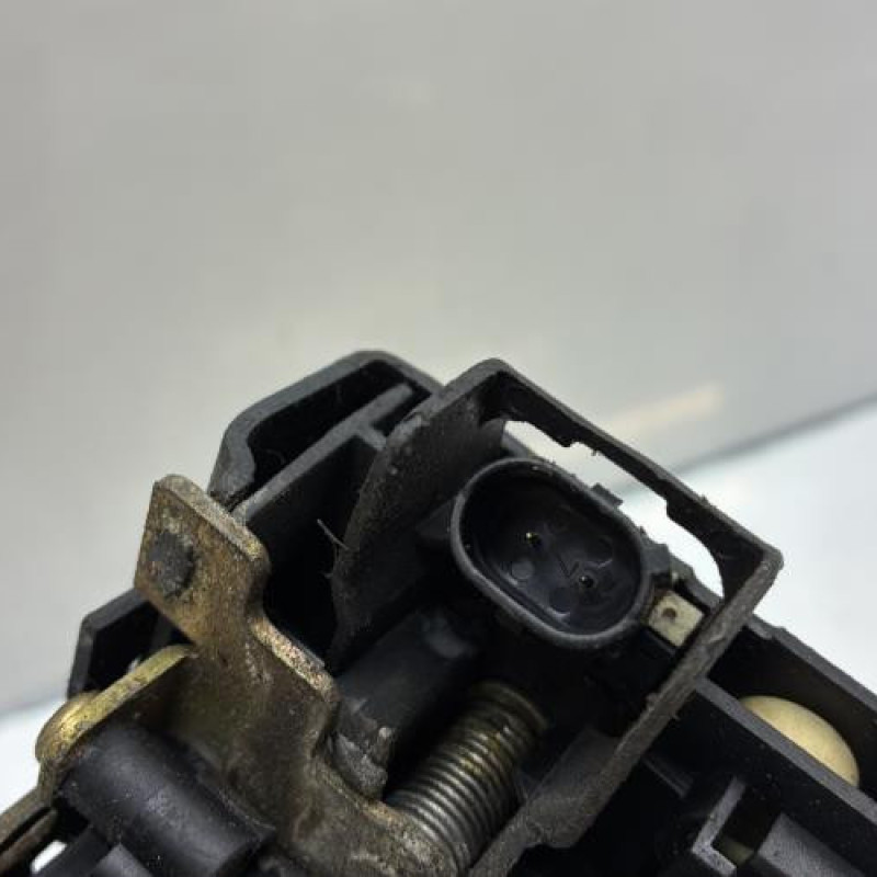 Serrure avant droit VOLKSWAGEN GOLF 4 Photo n°3