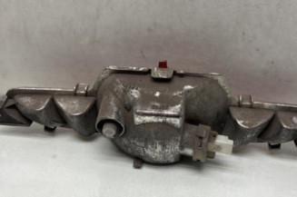 Anti brouillard arriere PEUGEOT 208 1