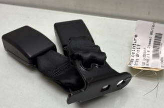 Attache ceinture arriere droit PEUGEOT 208 1
