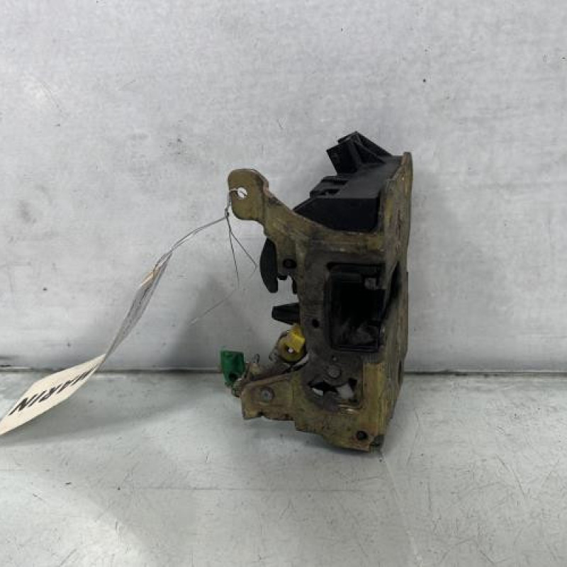 Serrure avant gauche RENAULT KANGOO 1 Photo n°1