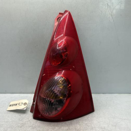 Feu arriere principal droit (feux) PEUGEOT 107 Photo n°1