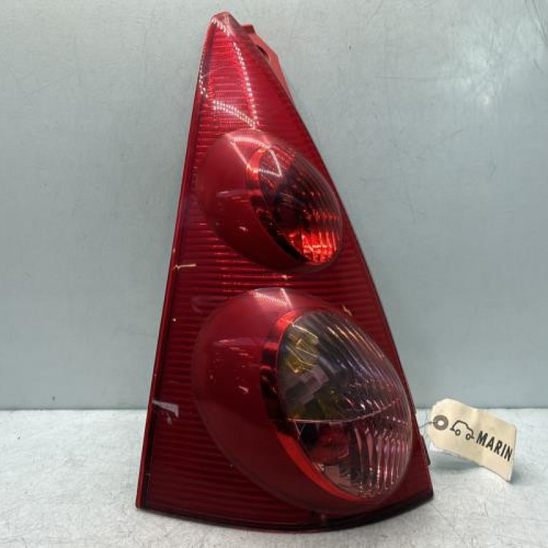 Feu arriere principal gauche (feux) PEUGEOT 107 Photo n°1