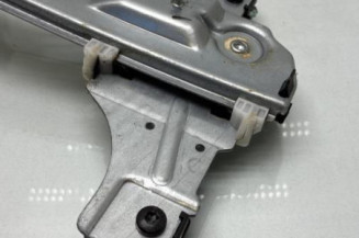 Leve vitre electrique avant droit PEUGEOT 208 1