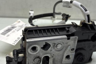 Serrure arriere droit PEUGEOT 208 1 Photo n°1