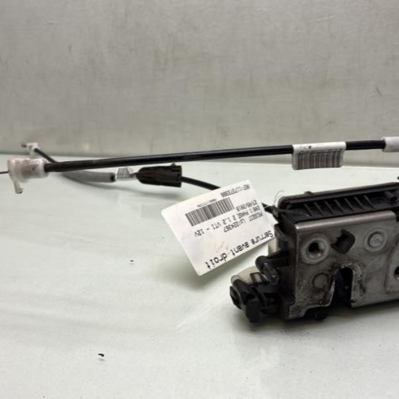 Serrure avant droit PEUGEOT 208 1 Photo n°1