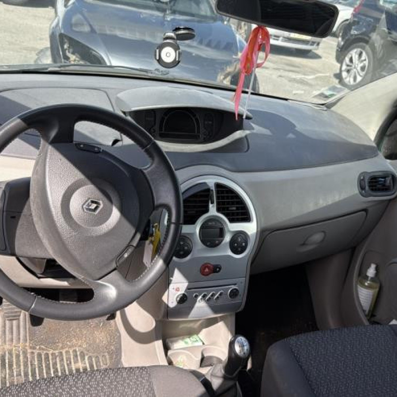 Feu arriere principal gauche (feux) RENAULT MODUS Photo n°16