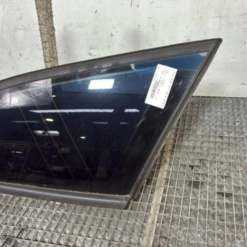 Custode arriere droit FORD MONDEO 3 Photo n°3