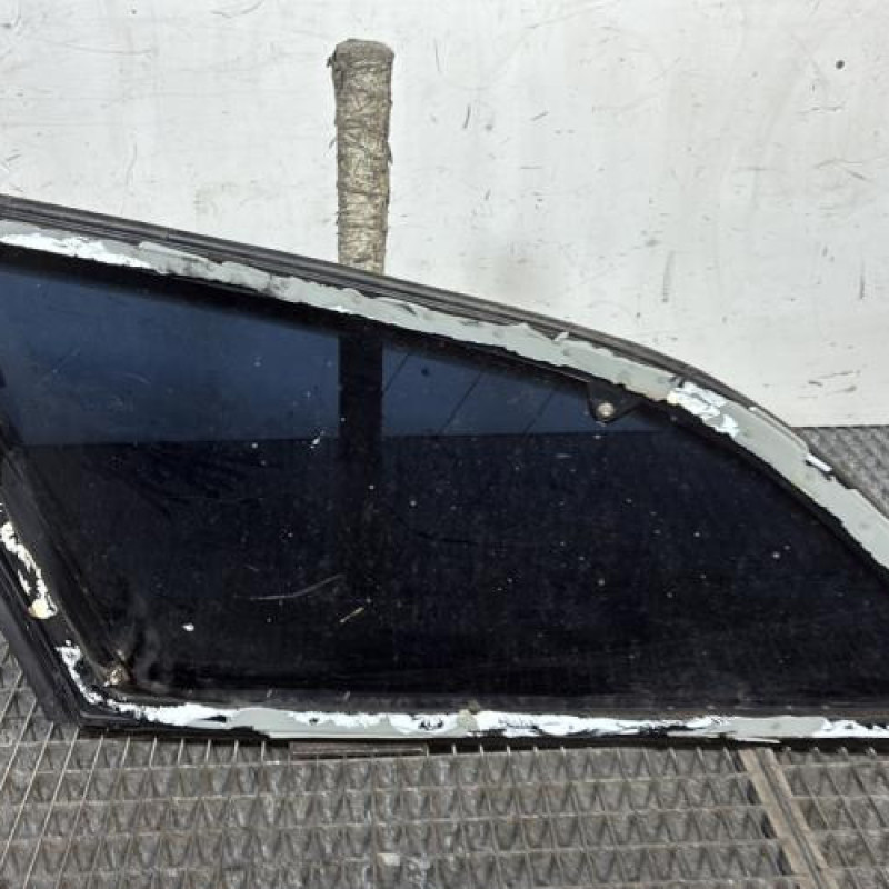 Custode arriere droit FORD MONDEO 3 Photo n°4