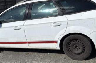 Custode arriere droit FORD MONDEO 3