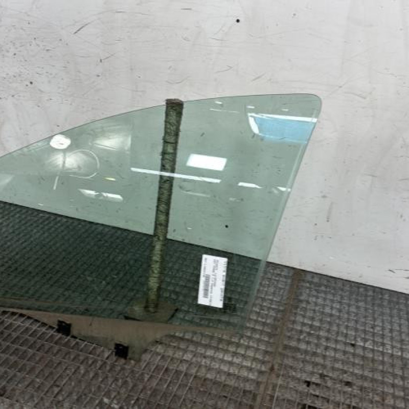 Vitre avant gauche PEUGEOT 207 Photo n°3