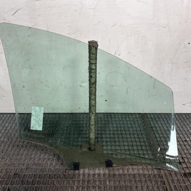 Vitre avant gauche PEUGEOT 207 Photo n°4