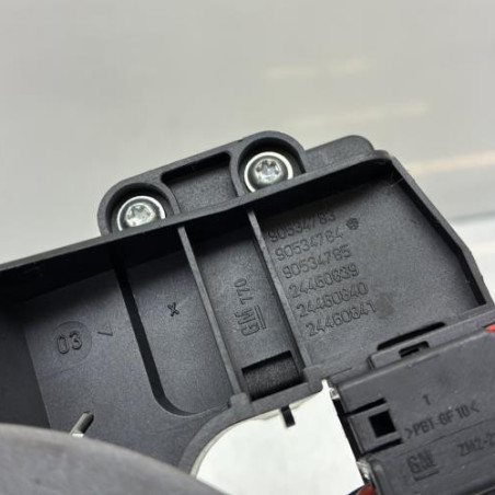 Bouton de coffre OPEL MERIVA A