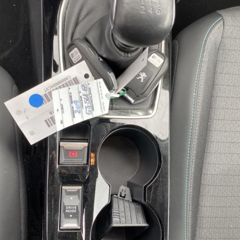 Attache ceinture avant gauche PEUGEOT 208 2 Photo n°19