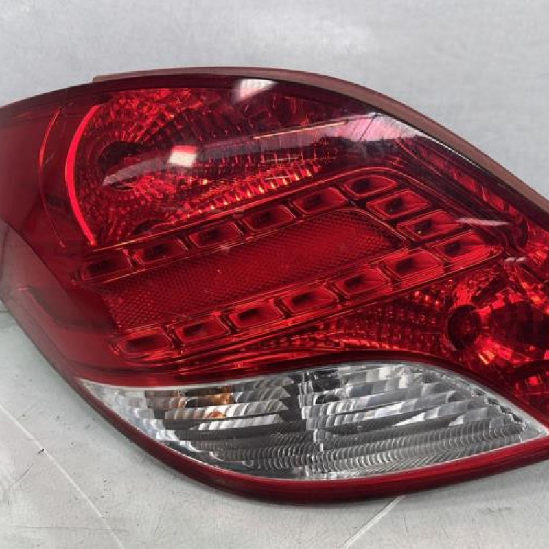 Feu arriere principal gauche (feux) PEUGEOT 207 Photo n°1