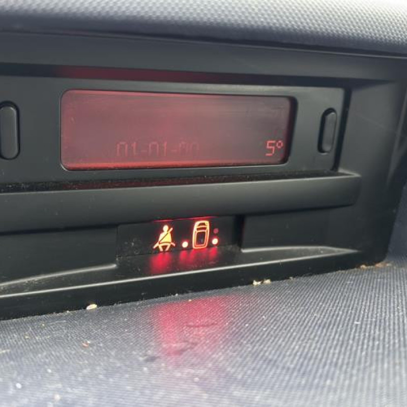 Moteur PEUGEOT 1007 Photo n°18