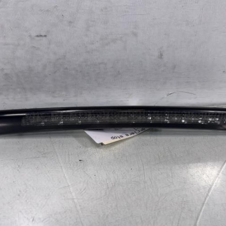 Feu arriere stop central RENAULT CLIO 2 Photo n°1