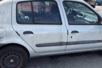 Feu arriere stop central RENAULT CLIO 2