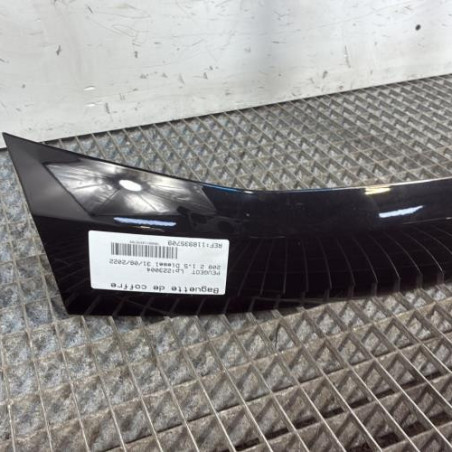 Baguette de coffre PEUGEOT 208 2