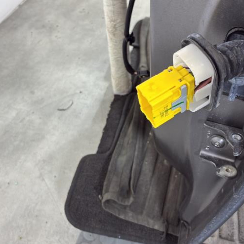 Porte arriere gauche PEUGEOT 208 2 Photo n°5