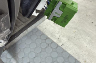 Porte avant droit PEUGEOT 208 2