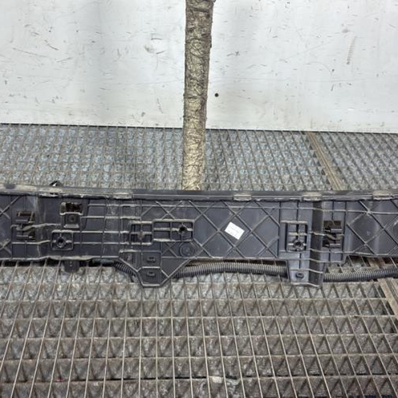 Absorbeur de pare choc arriere PEUGEOT 208 2 Photo n°4