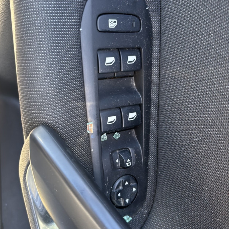 PEUGEOT 308 2 SW PHASE 2 BREAK 1.5 BLUE HDI - 16V TURBO Photo n°11