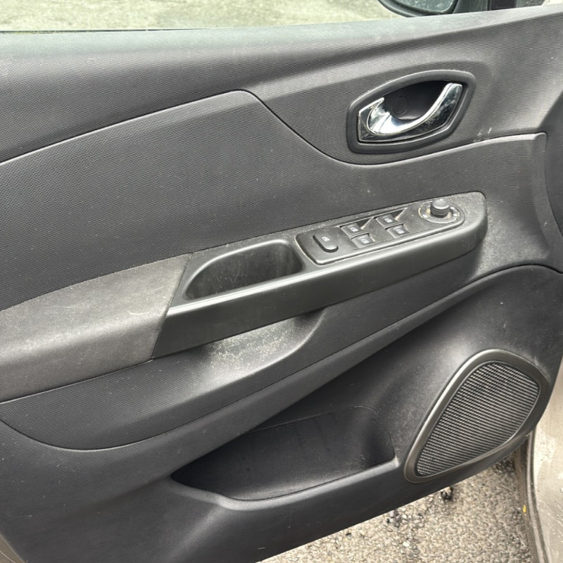 RENAULT CAPTUR 1 PHASE 1 1.5 DCI - 8V TURBO Photo n°22