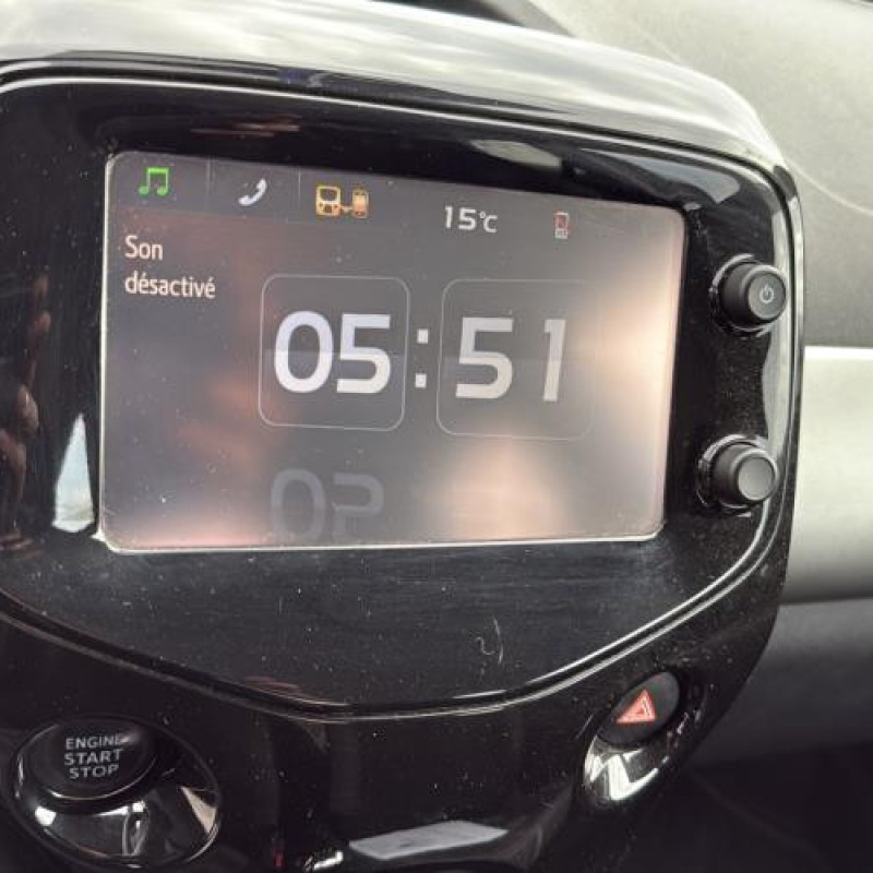 Ecran GPS PEUGEOT 108 Photo n°18