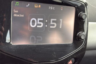 Leve vitre electrique avant droit PEUGEOT 108