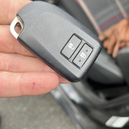 Verin de coffre PEUGEOT 108