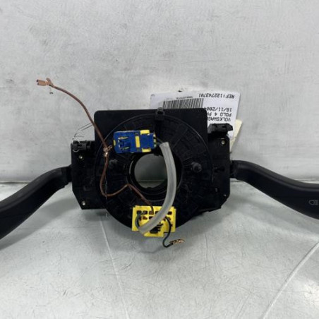 Com (Bloc Contacteur Tournant+Commodo Essuie Glace+Commodo Phare) VOLKSWAGEN POLO 4 Photo n°1