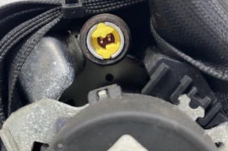 Pretensionneur de ceinture avant droit MERCEDES CLASSE A 169