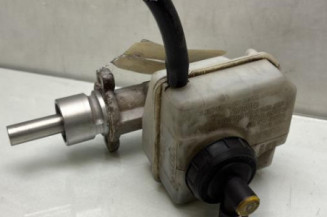 Maitre cylindre (freinage) RENAULT MASTER 2 Photo n°1