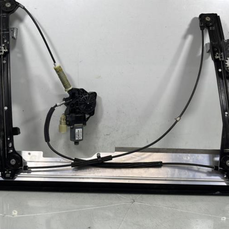 Leve vitre electrique avant droit MINI MINI 2 R56 Photo n°4