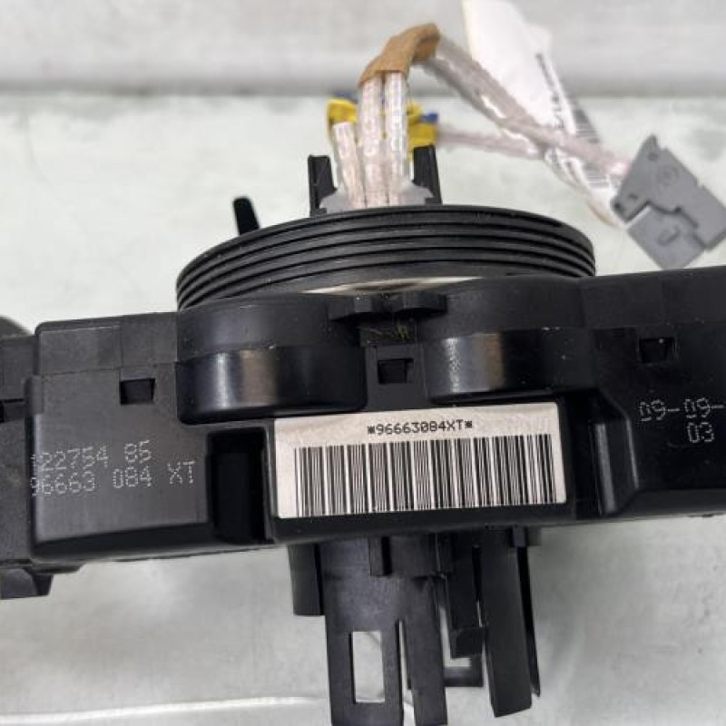 Com (Bloc Contacteur Tournant+Commodo Essuie Glace+Commodo Phare) PEUGEOT 206+ Photo n°5