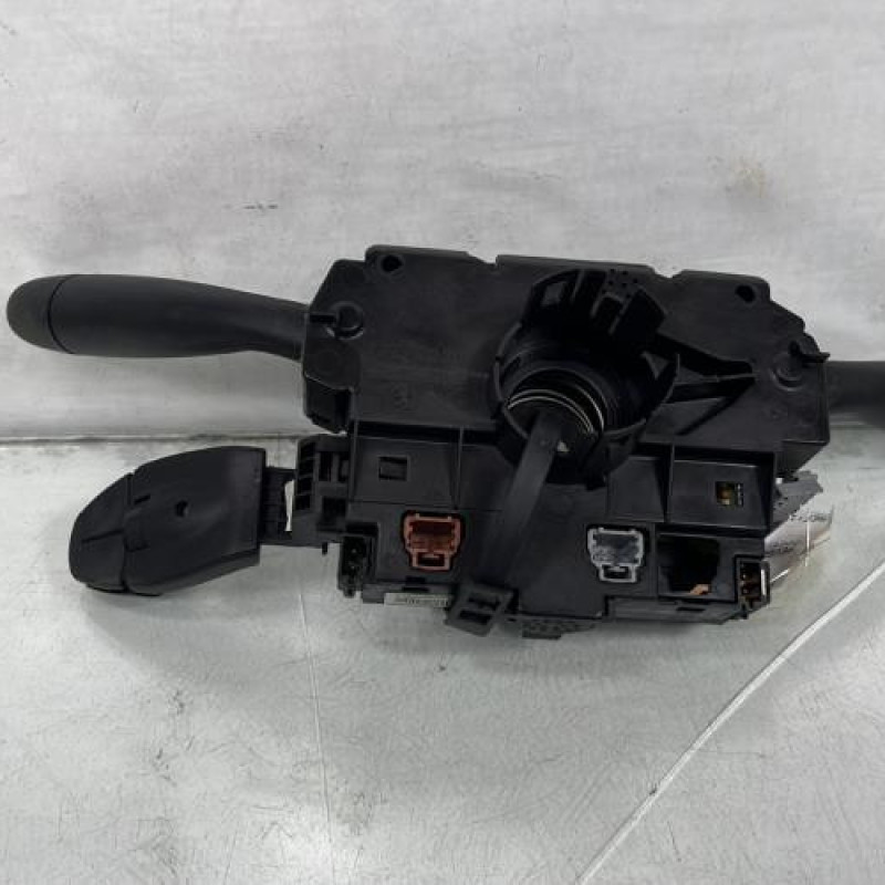 Com (Bloc Contacteur Tournant+Commodo Essuie Glace+Commodo Phare) PEUGEOT 206+ Photo n°6