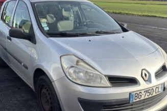 Retroviseur gauche RENAULT CLIO 3